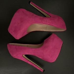 Barbie pink heels